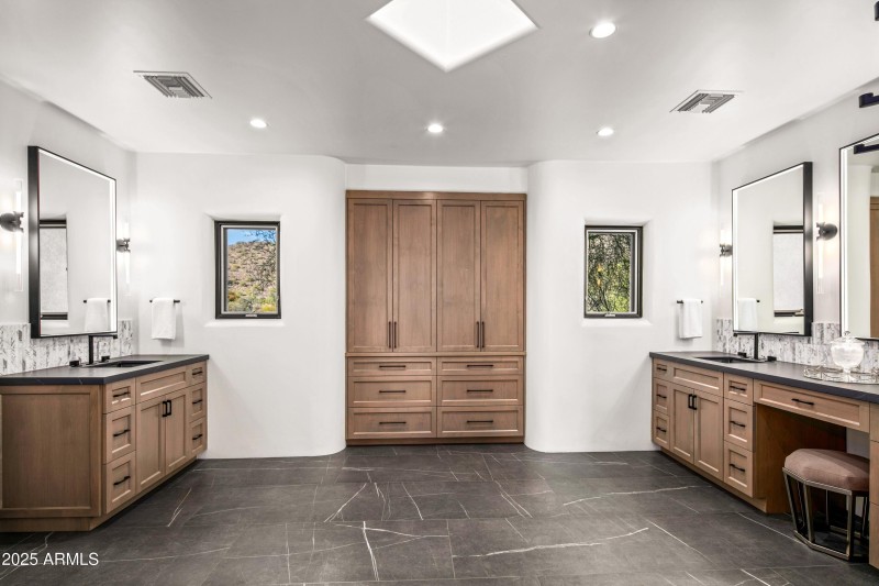 039_Primary Spa Bath