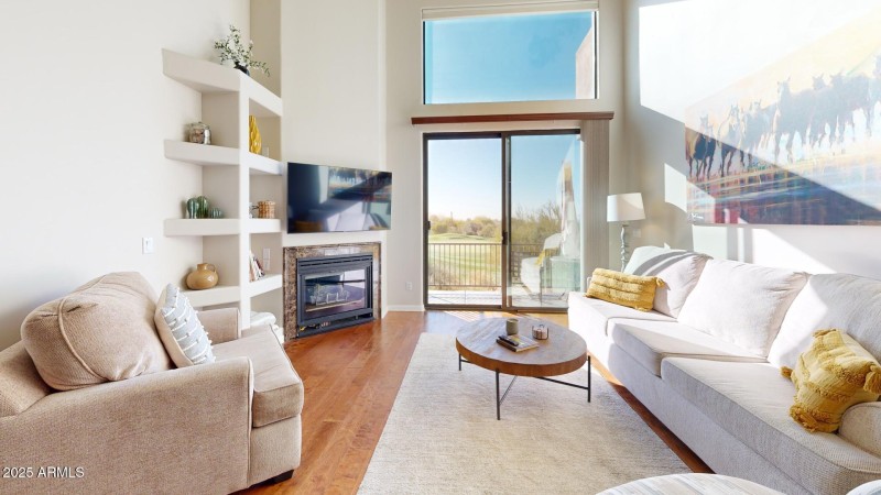 28444-N-101st-Pl-Living-Room 1