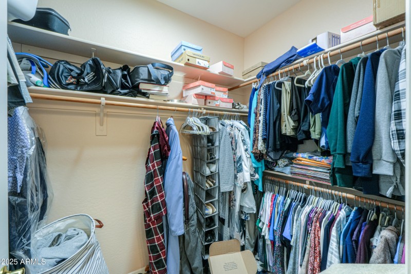 MASTER WALK IN CLOSET