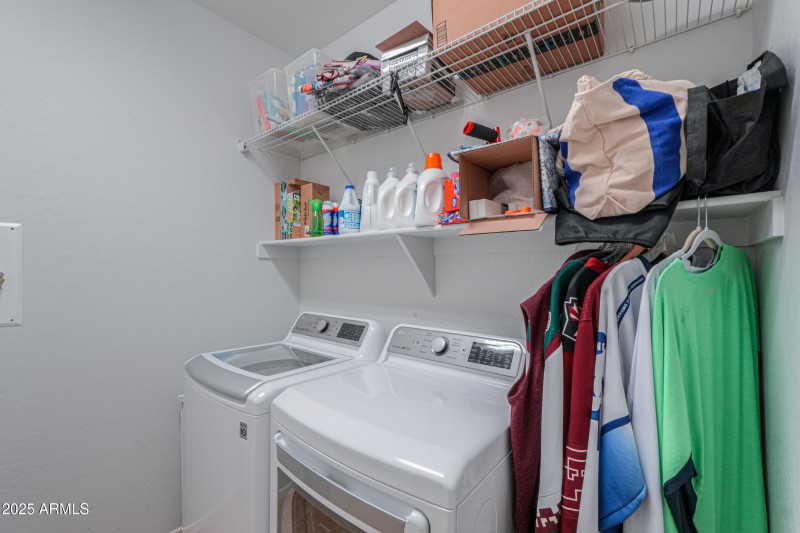 WASHER AND DRYER INCLUDED!