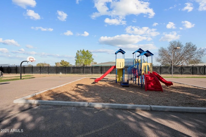 Basketball & Plaayground