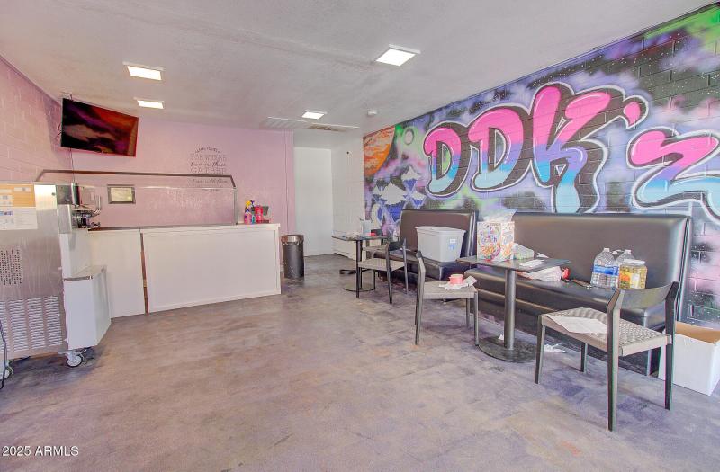 311 N Main St