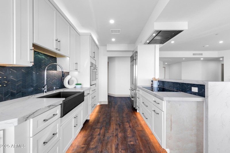 1040 E Osborn unit 1004-17