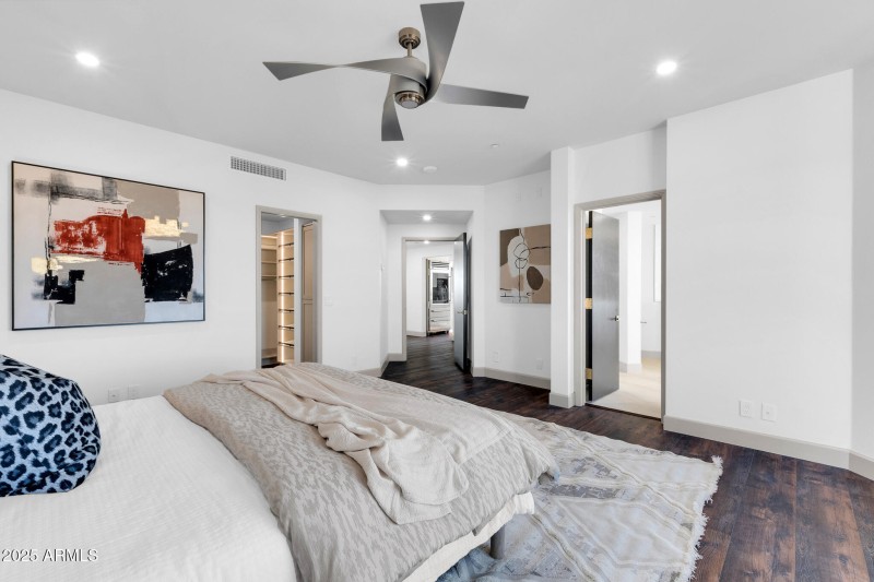 1040 E Osborn unit 1004-26