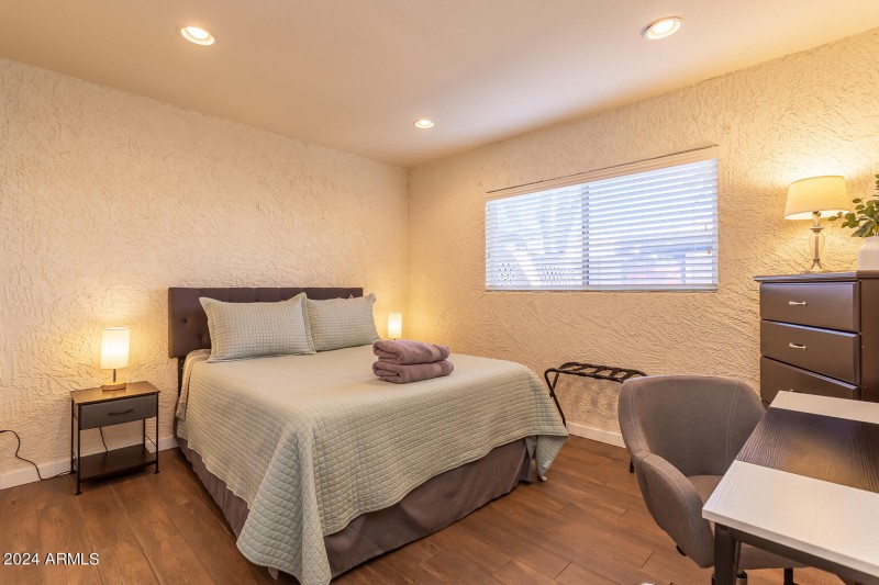 Scottsdale Condo BnB-15