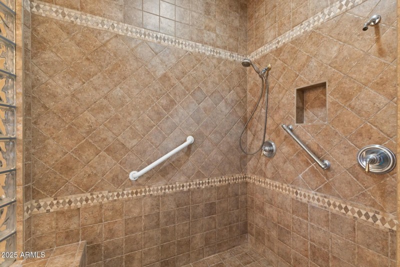 41601 N River Bend Rd