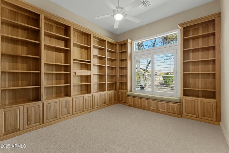 41601 N River Bend Rd