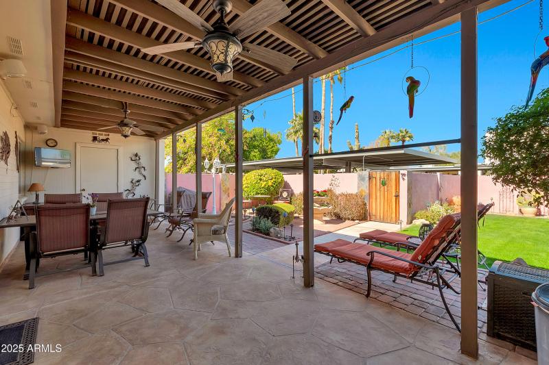 8230 E Valley Vista Dr-38