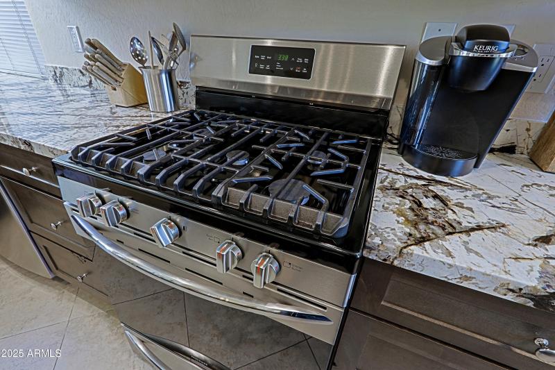 Kitchen 6