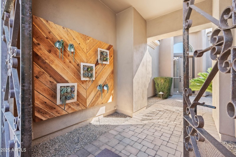 11479 E Beck Lane Scottsdale 85255-94