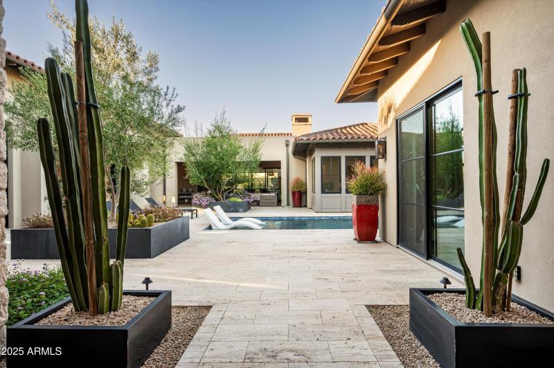 Beautiful Courtyard Entry