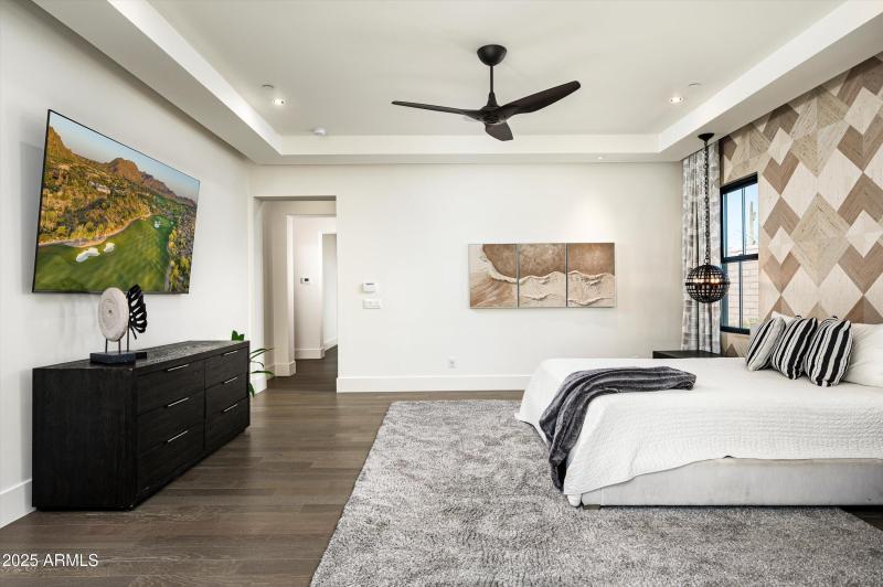 Master Bedroom Ceiling Detail