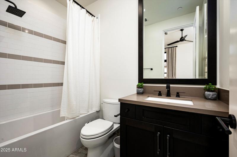 En-Suite Bathroom 3