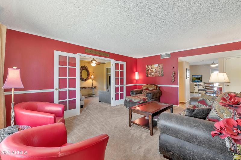 8230 E Valley Vista Dr-14