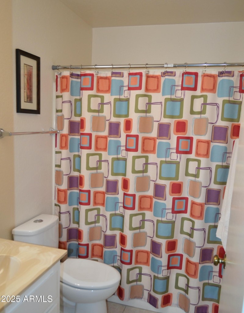 Listing_Guest_Bath18085