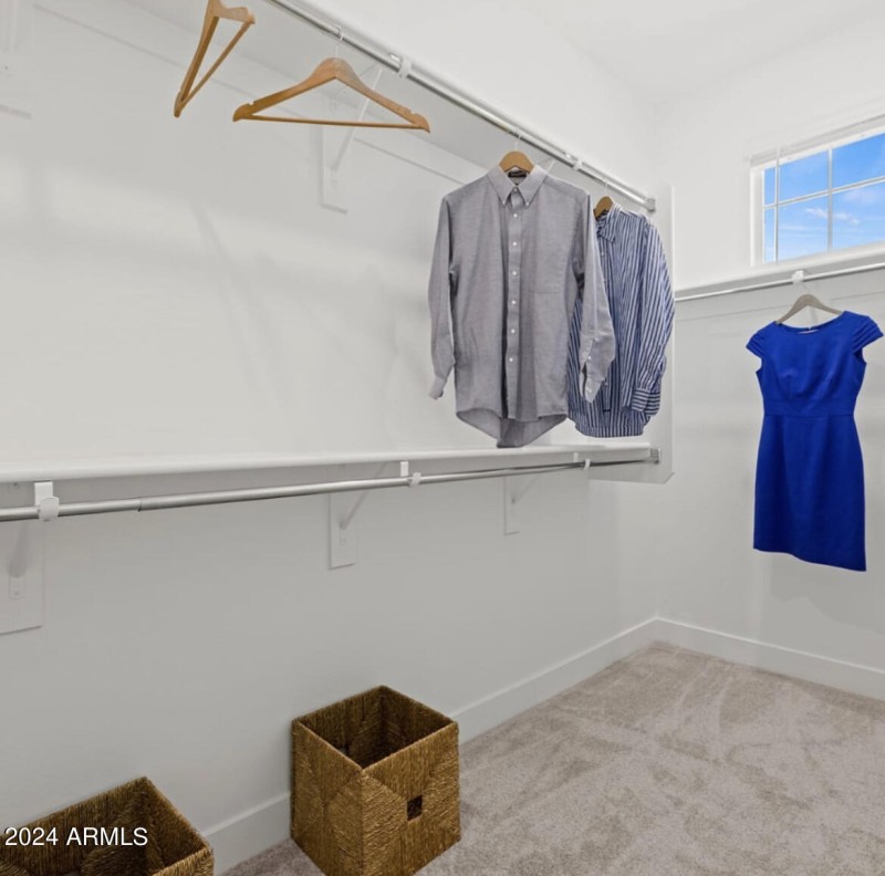 1B1EC883-1FF2-42DD-97AA-2E57DB772170