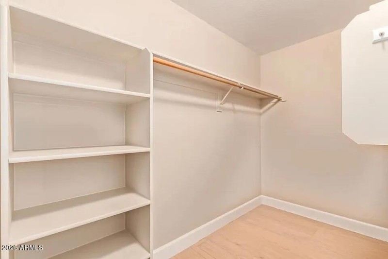 Walk-in Closet