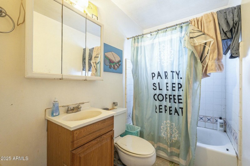 Unit 3 Bathroom