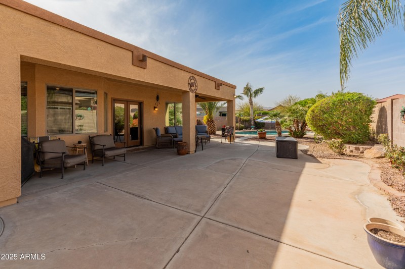 17470 W Gelding Dr-17