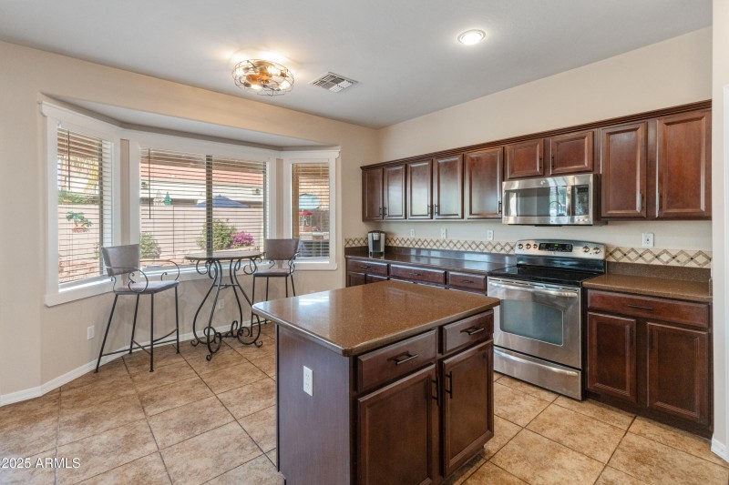 17470 W Gelding Dr-46