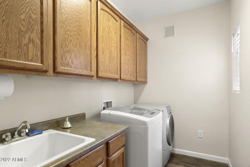 Full size washer dryer