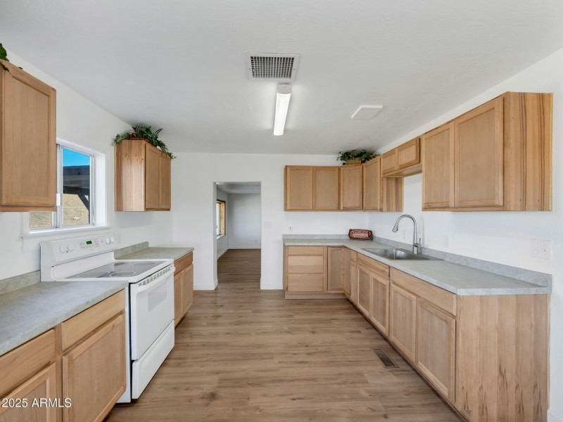 10-web-or-mls-TimberCreekImagery-8