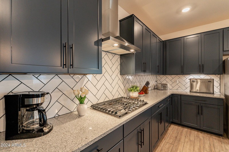 13-web-or-mls-Litchfield-HD-13