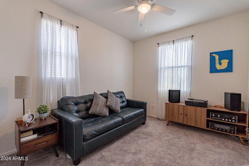 33-web-or-mls-Litchfield-HD-33