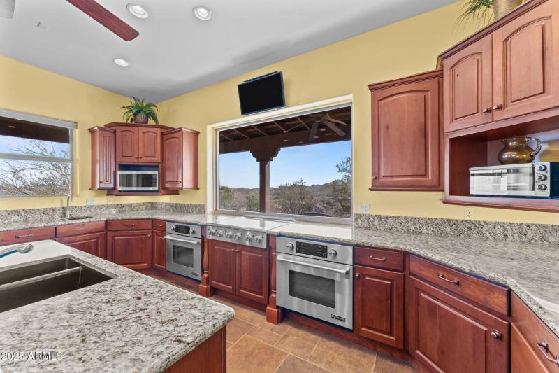 Granite countertops, plenty of storage