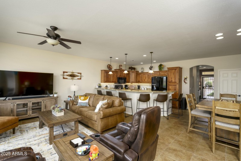 Living / Kitchen / Dining