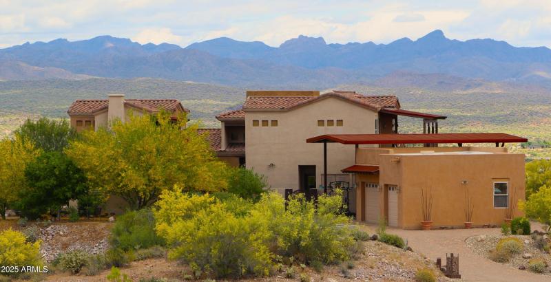 Beautiful home, looking east