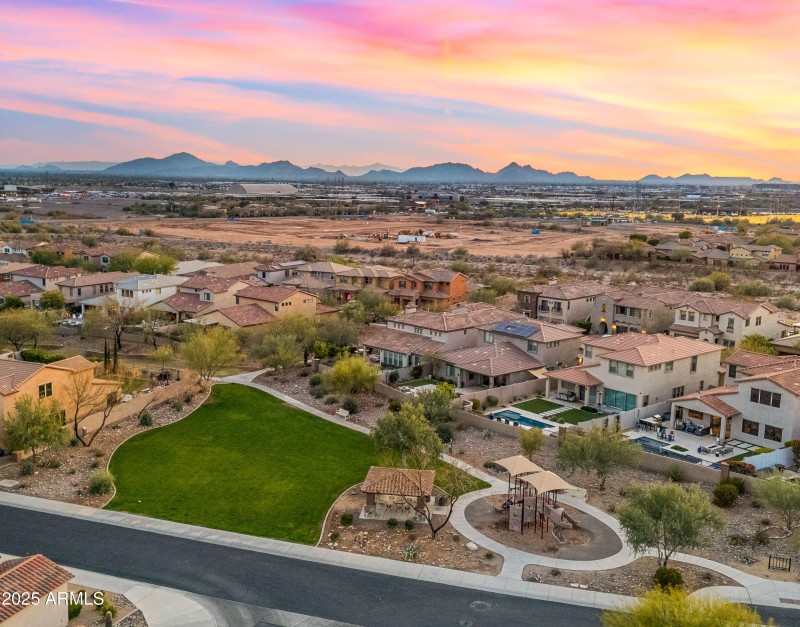 Green Belt and trails to Community Park