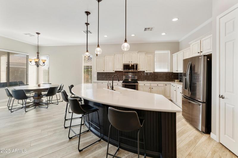 4214 E-012-023-pat-MLS_Size