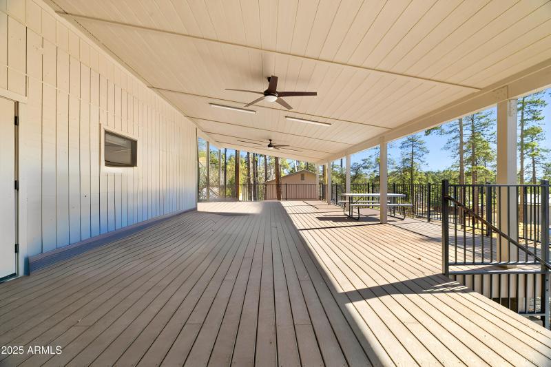 15-Dining Hall Deck
