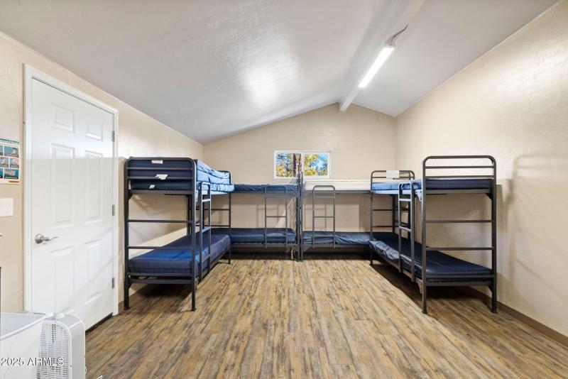 25-Cabin