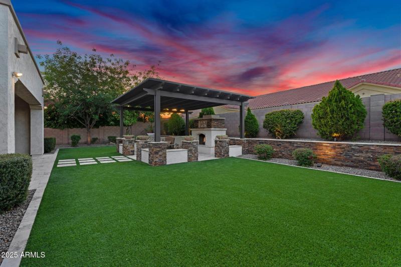 8-web-or-mls-Tonto-08