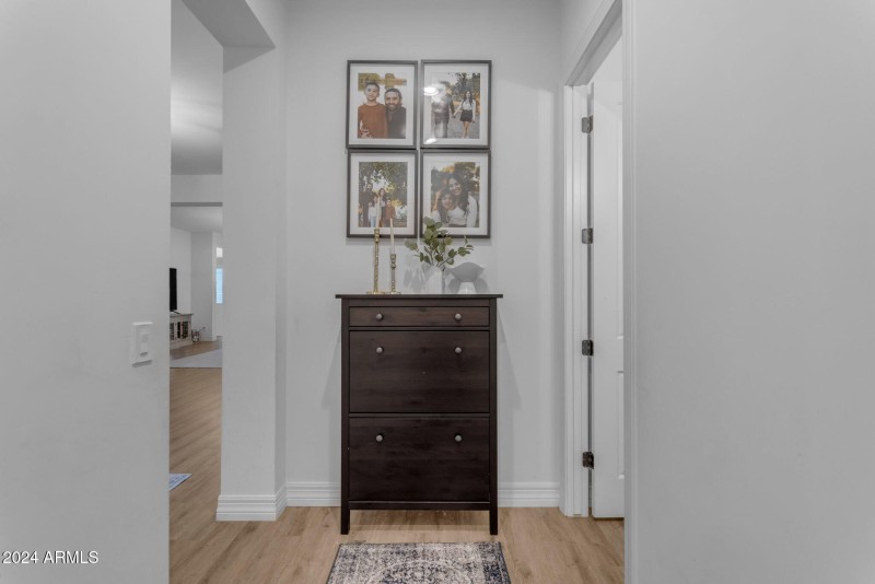 051_69-web-or-mls-69_091_a4m_sg_584