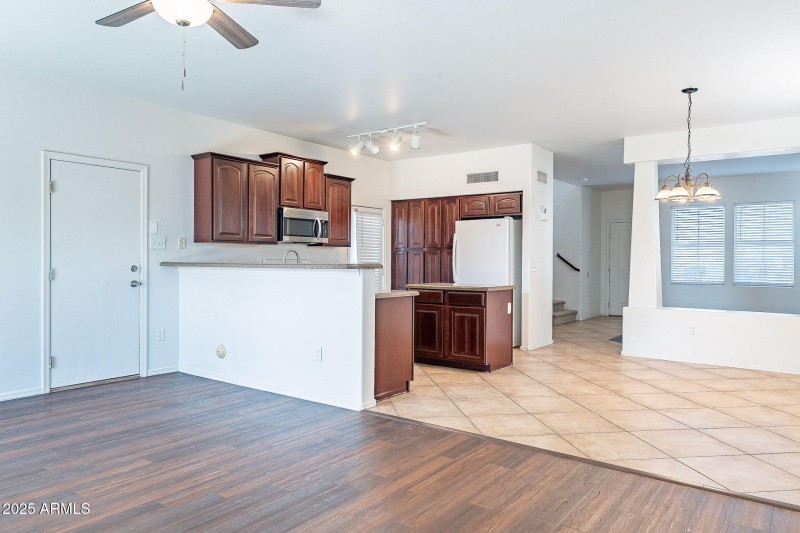 28-web-or-mls-30th-28