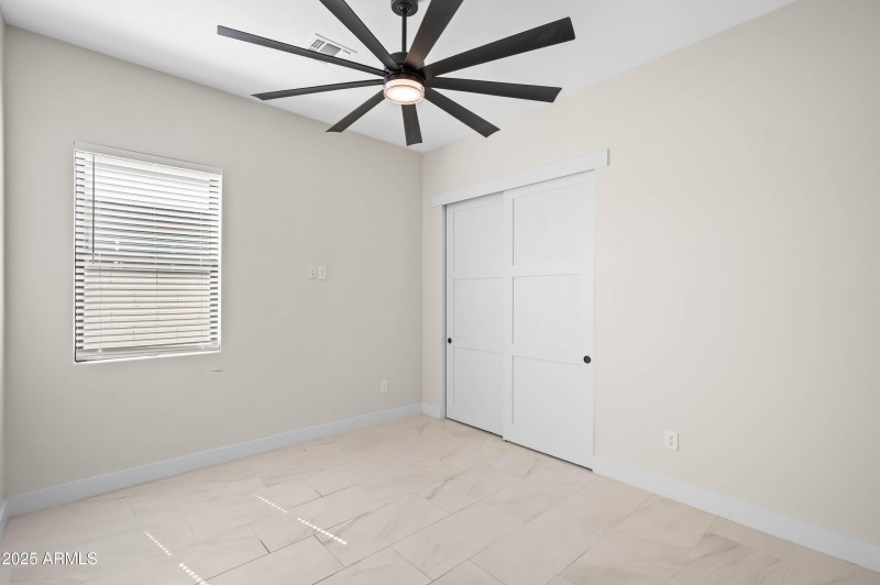 4409 N 32nd St, Phoenix, AZ 85018-33