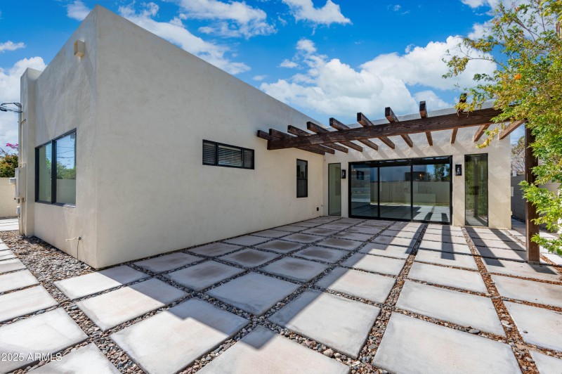 4409 N 32nd St, Phoenix, AZ 85018-63 cop