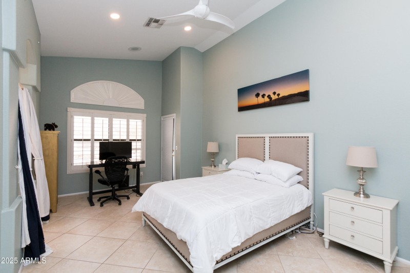 Kathleen-16417 S 2nd Pl-12