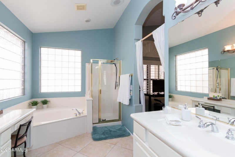 Kathleen-16417 S 2nd Pl-14