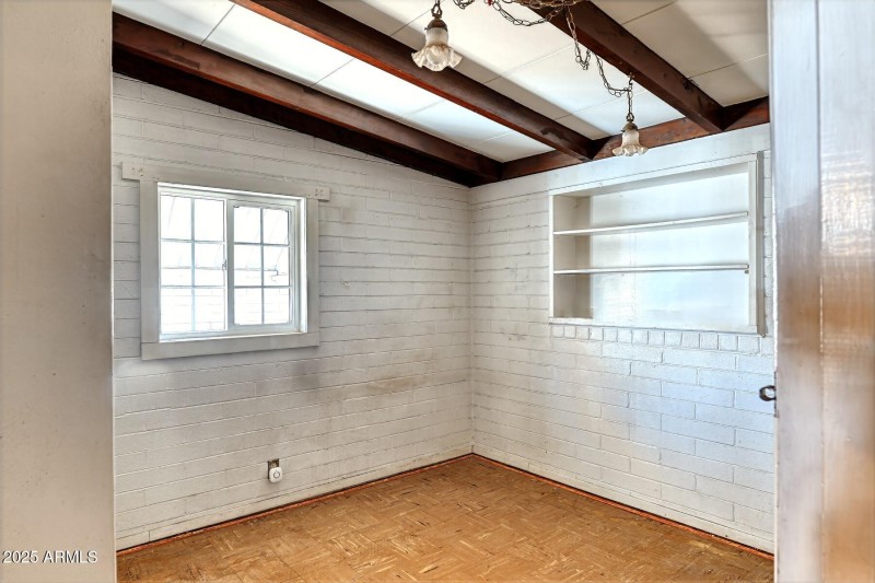 216 Peterson Street-071_0218