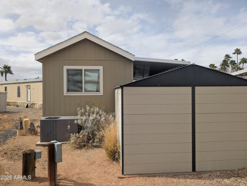 PXL_20250313_211701449.MP