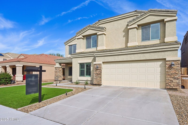 3-web-or-mls-W Quail Ave-003