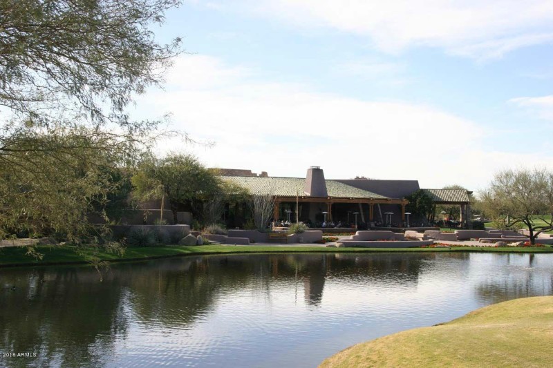 7863 nestling The Grill at Grayhawk