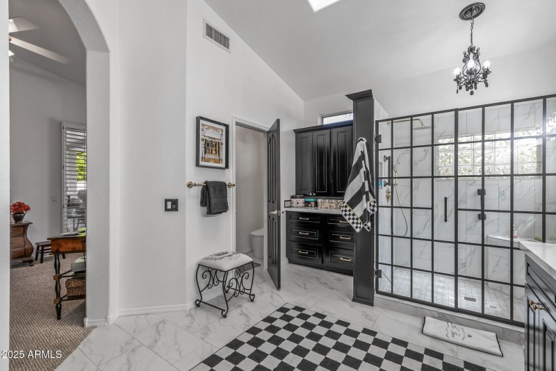 Beautiful Contemporary Primary Bath