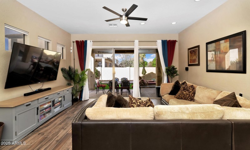 Entertaining Family Room