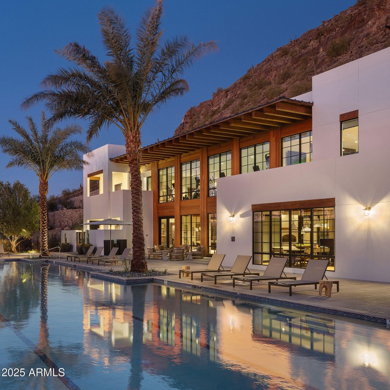 Ascent_Mountain_Club_1600x1600_edit