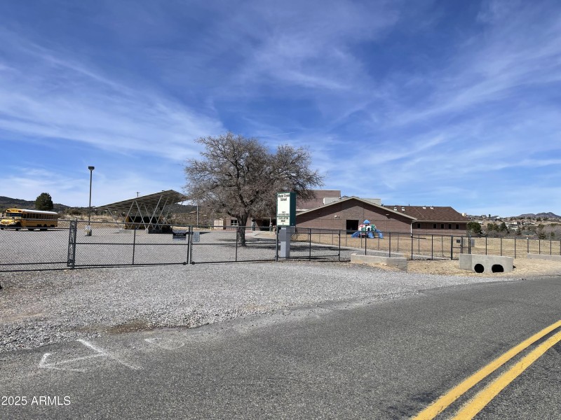 35 school model creek